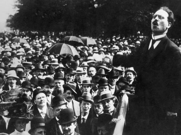 Vor 103 Jahren: Ausrufung der sozialistischen&nbsp;Republik